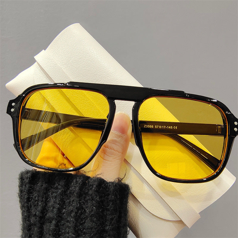 Ladies geometric sunglasses with polarized yellow lenses Bowlift
