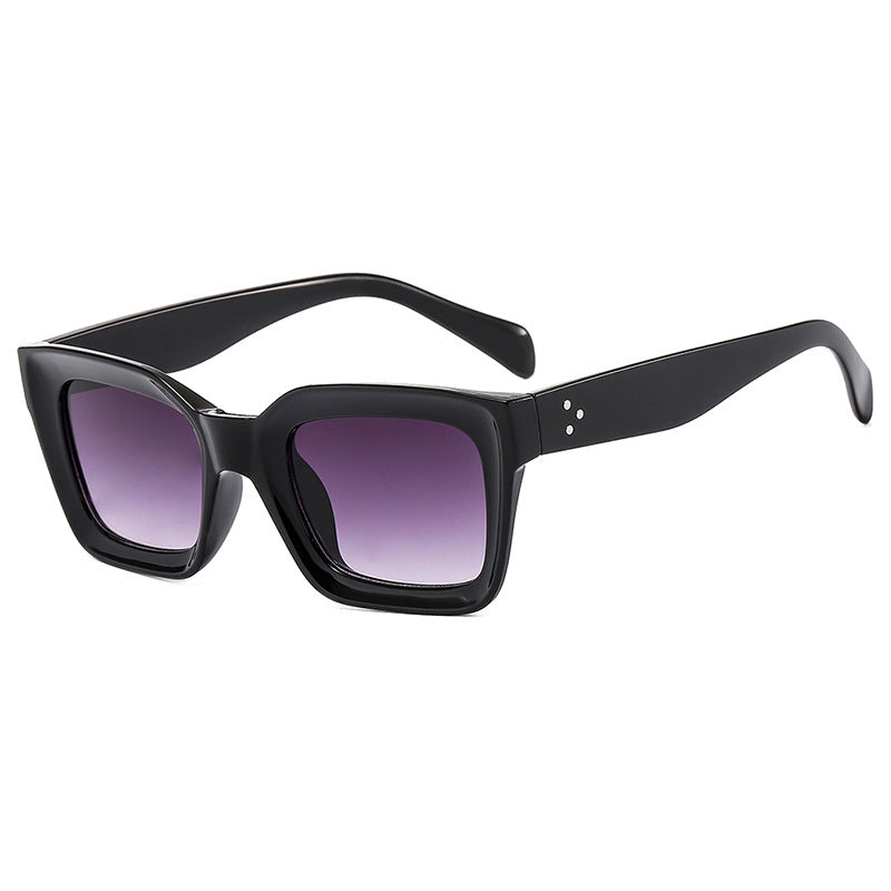 Women's oversized sunglasses with distinctive design Bowlift
