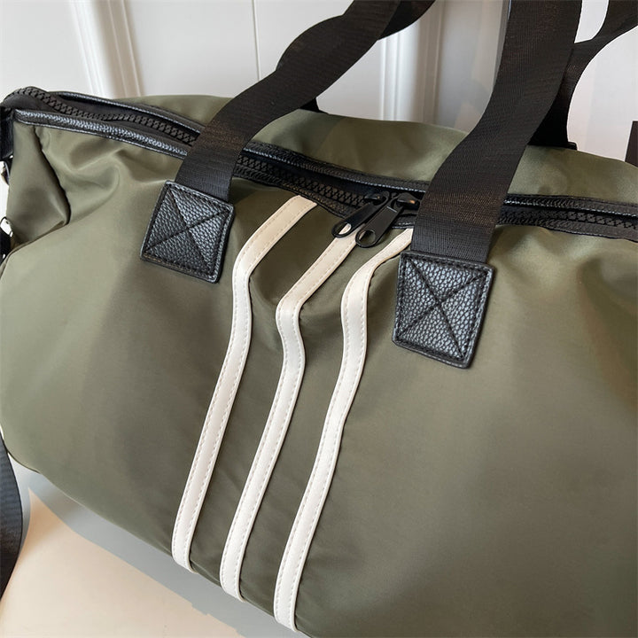 Sporty Travel Bag Bowlift