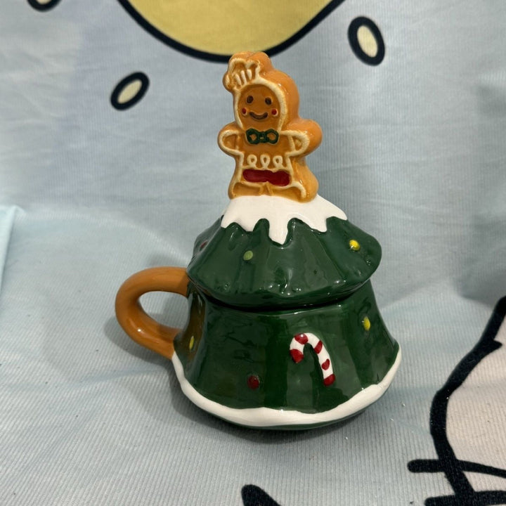 Playful coffee mug with gingerbread man Bowlift