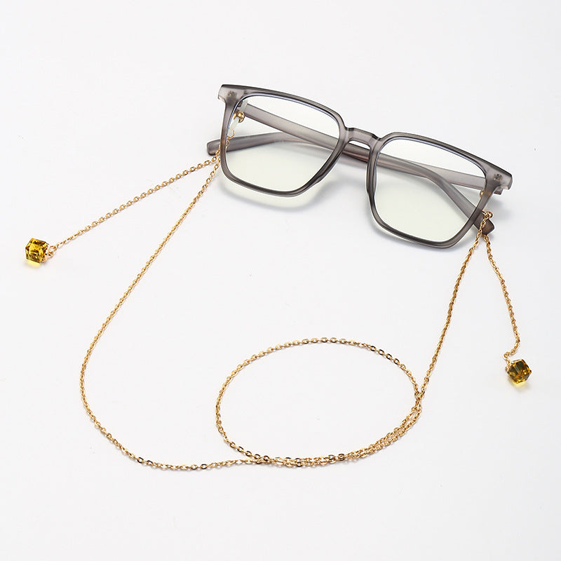 Eyewear Chain Bowlift