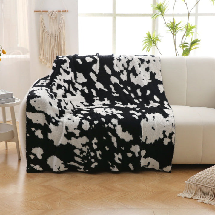 Cozy Decorative Throw Blanket