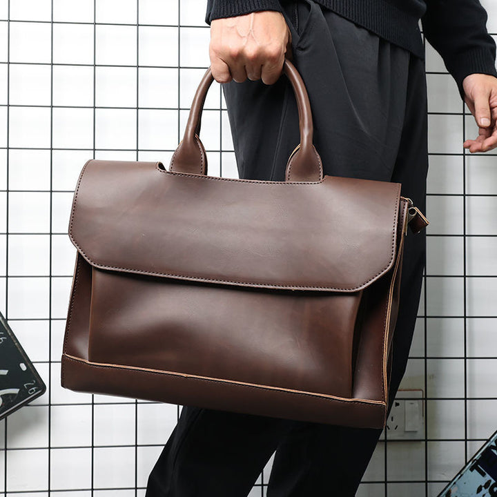 Elegant briefcase with practical outer pocket Bowlift