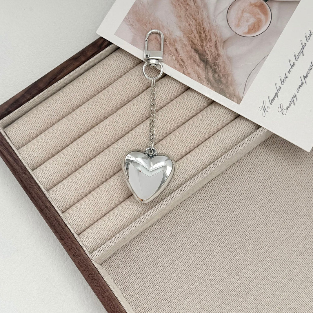Heart-Shaped Metal Keychain Bowlift