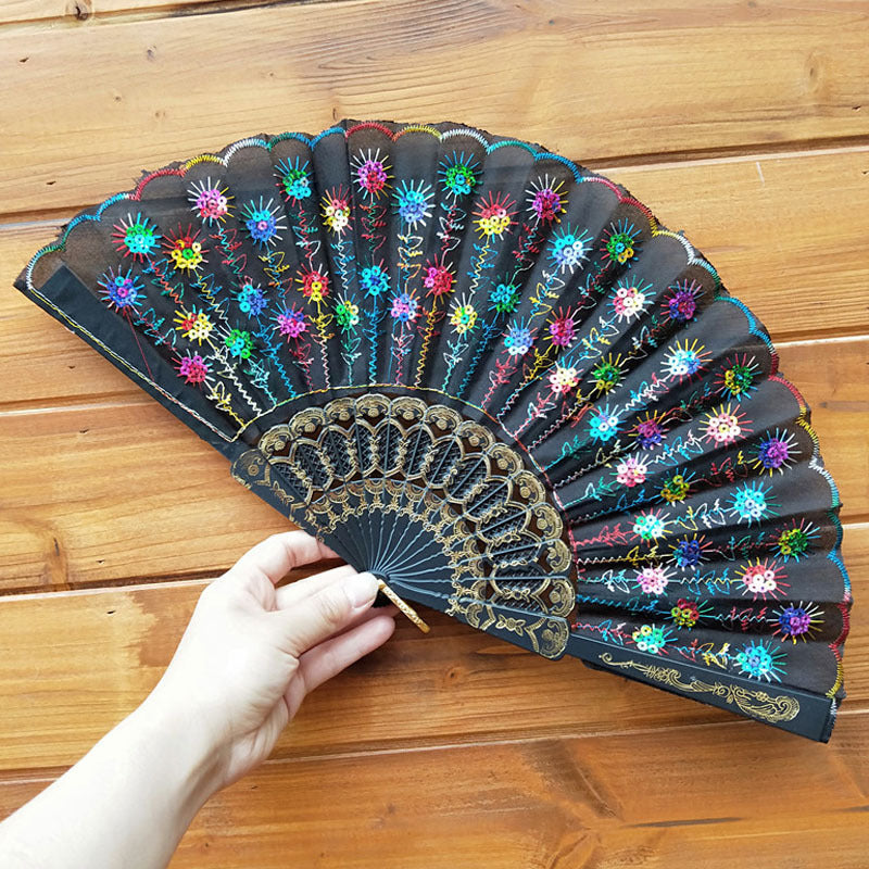 Ladies handcrafted fan with exquisite embroidery Bowlift