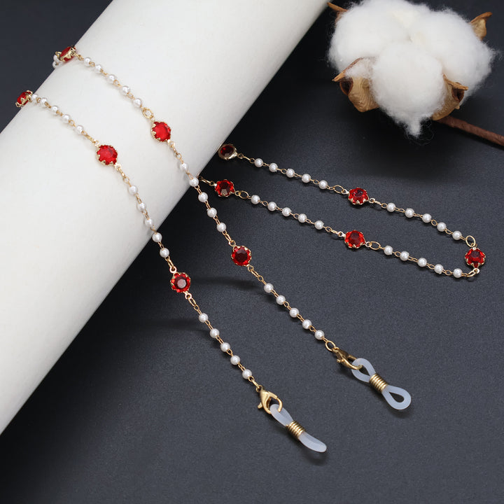Elegant Pearl and Crystal Eyewear Chain Bowlift