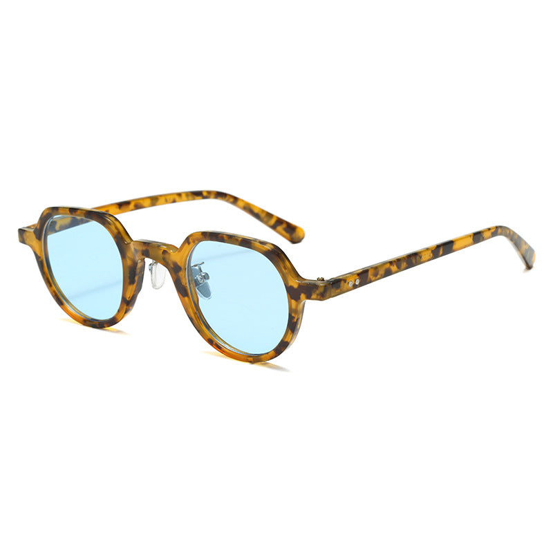 Women's round sunglasses with modern plastic frame and UV protection Bowlift
