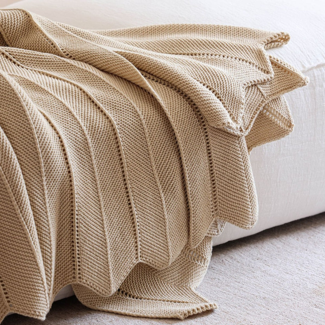 Elegant Knit Throw Blanket