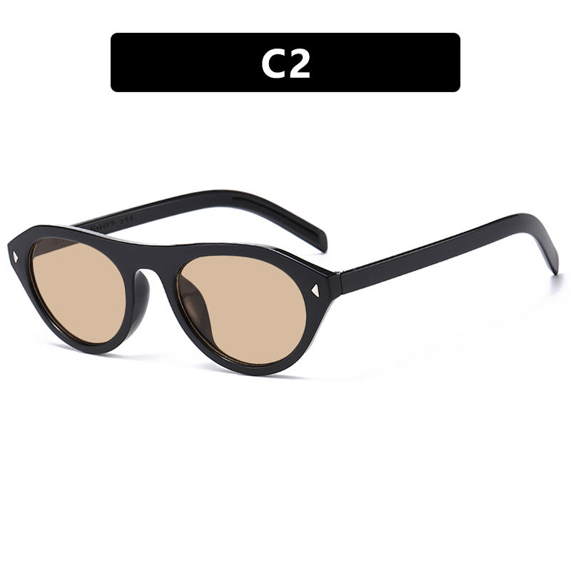 Women's fashionable sunglasses with curved frame and protective UV filter Bowlift