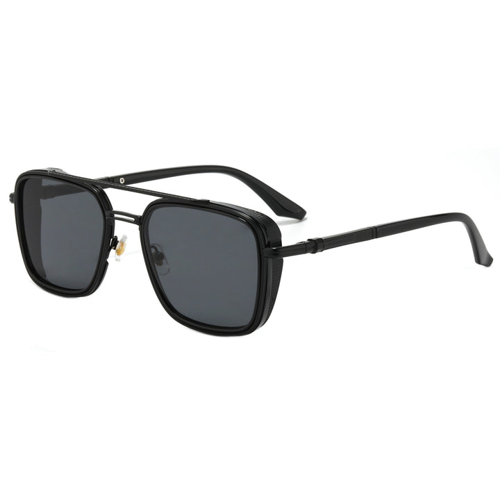 Ladies fashionable oversized sunglasses with luxurious accents Bowlift