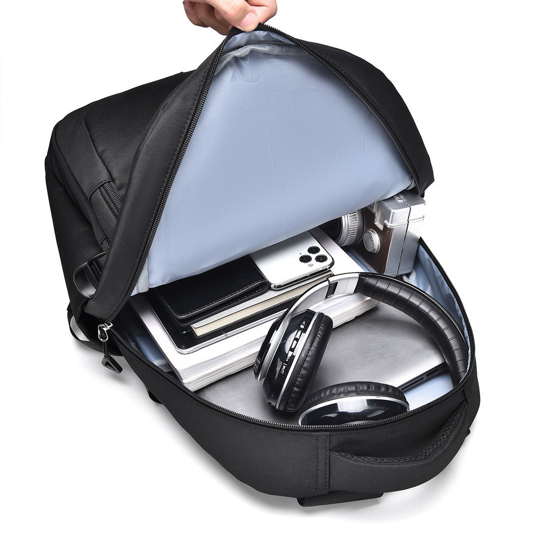 Multifunctional backpack with padded laptop compartment and optimal space distribution Bowlift