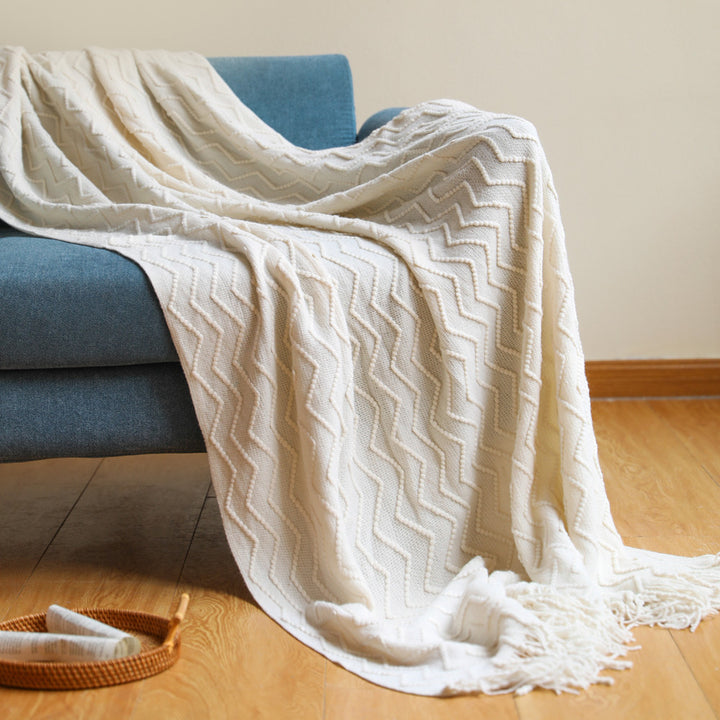 Cozy Textured Throw Blanket Bowlift