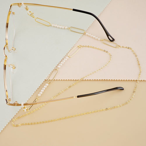 Elegant Pearl and Link Eyewear Chain Bowlift