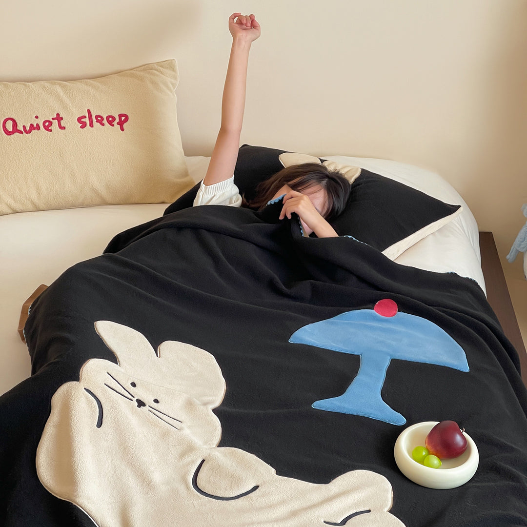 Cozy Animal-Themed Blanket Bowlift