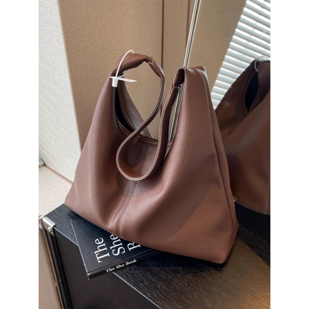 Luxurious Textured Hobo Bag Bowlift