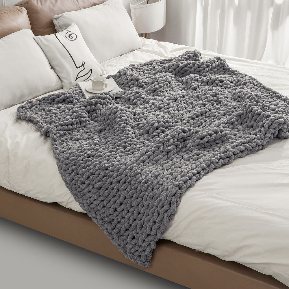 Handcrafted Chunky Knit Ultra-Soft Chenille Throw Blanket Bowlift