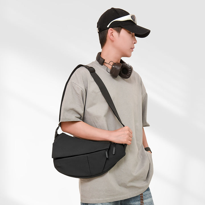Ergonomic Versatile Sling Bag Bowlift