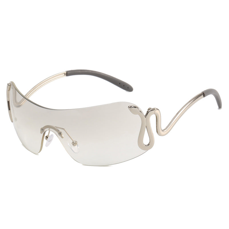 Ladies futuristic sports sunglasses with playful design Bowlift