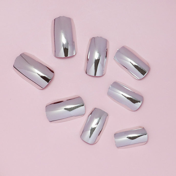 Premium Glossy Artificial Nails Bowlift