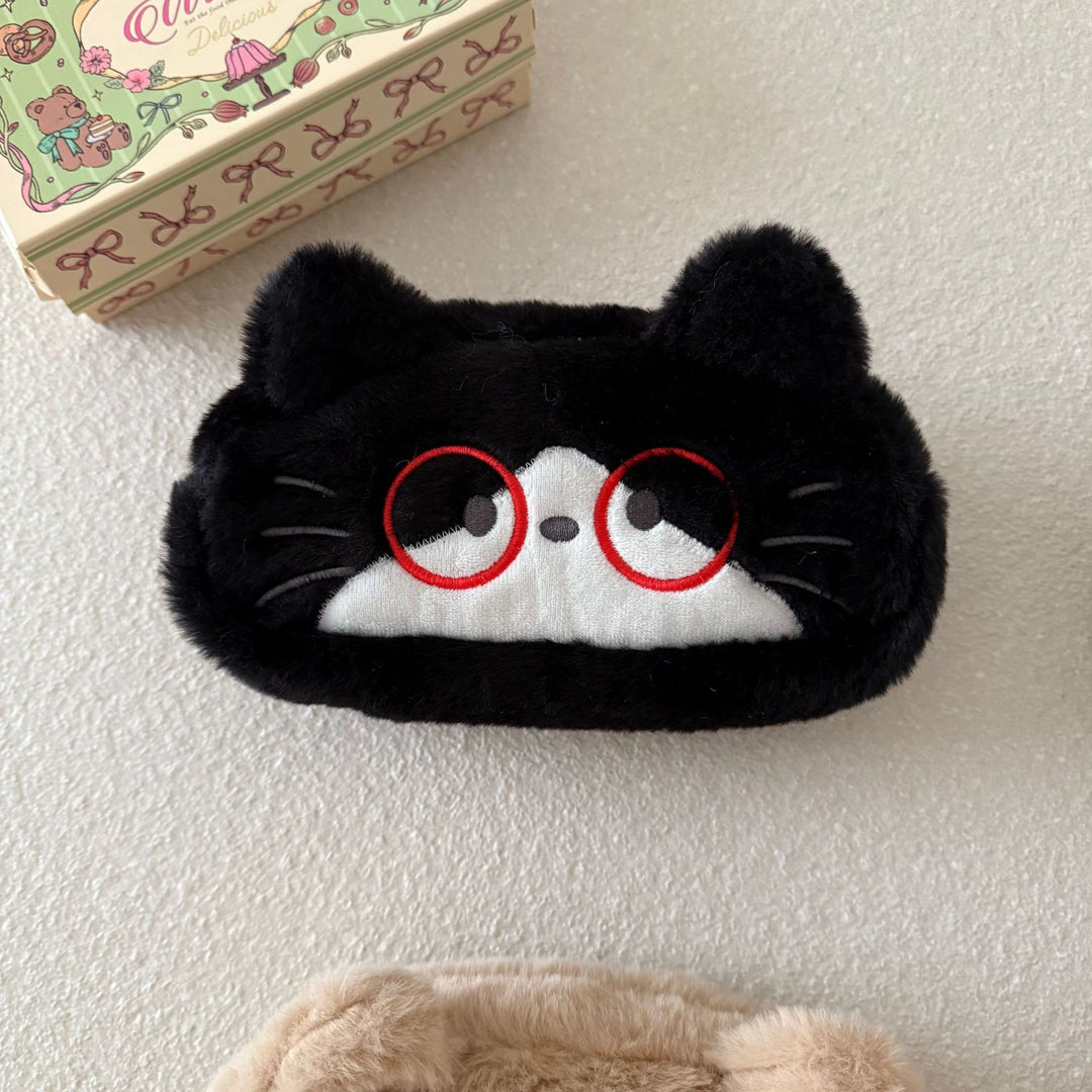Cute cat motif pillow Bowlift