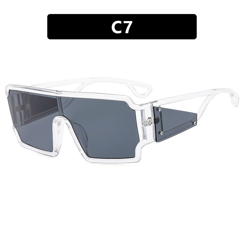 Women's fashionable sport sunglasses with futuristic design Bowlift
