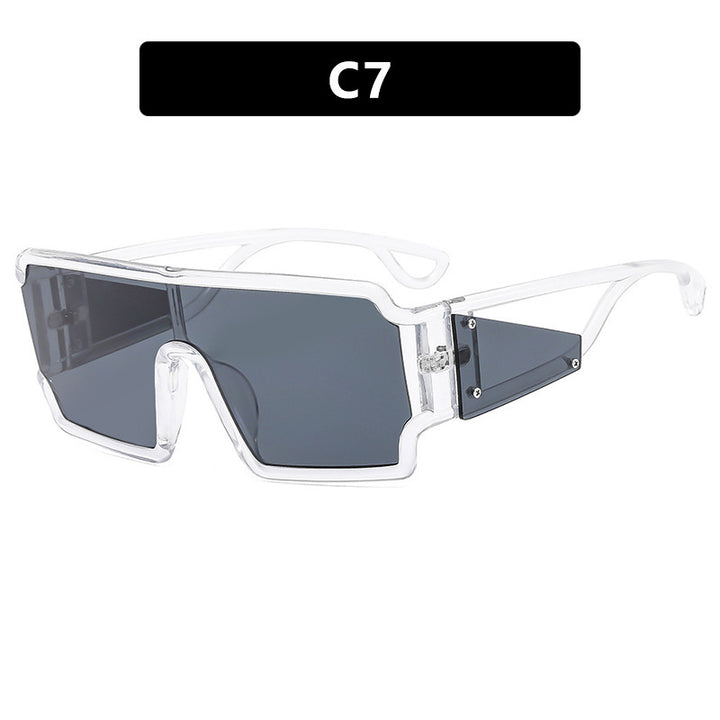 Women's fashionable sport sunglasses with futuristic design Bowlift