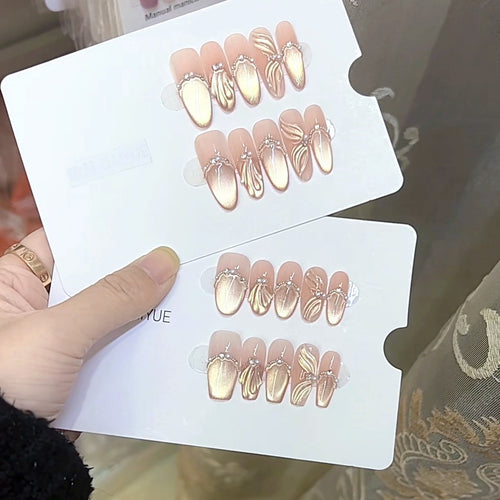 Luxurious Decorative Press-On Nail Set Bowlift