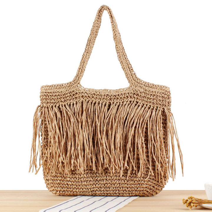 Fashionable macrame bag with fringes Bowlift