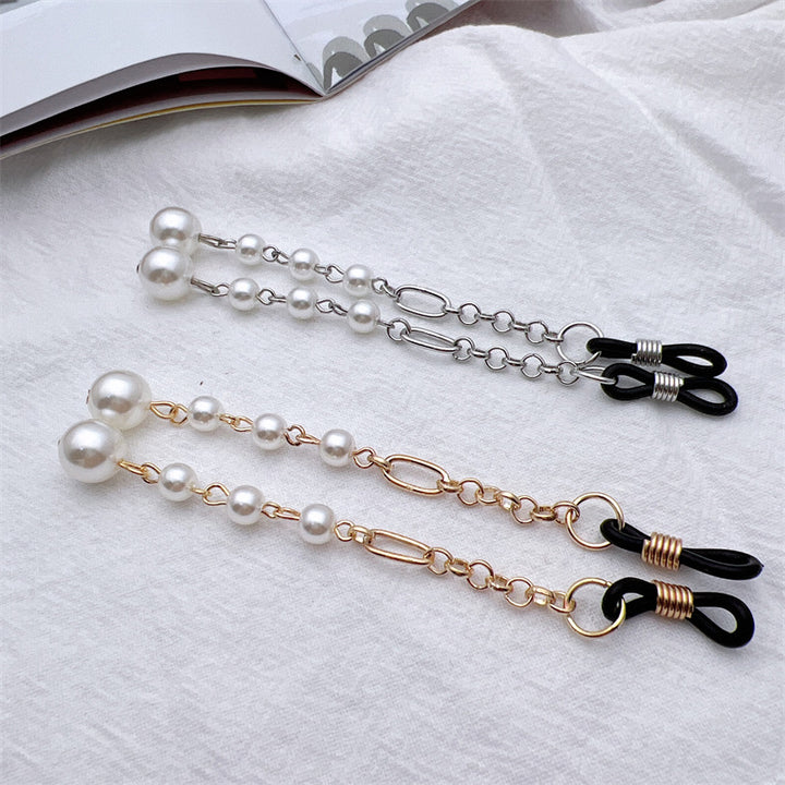 Elegant Pearl-Linked Eyewear Chain Bowlift