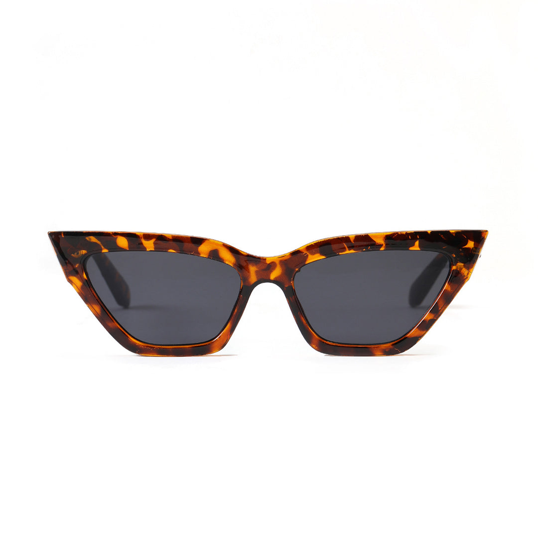 Women's Cat-Eye Sunglasses with Luxurious Chain Frame Bowlift