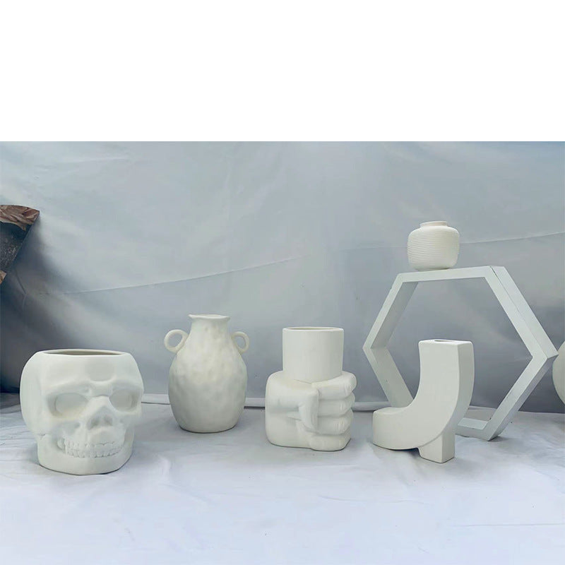 Artistic Skull Planter Bowlift