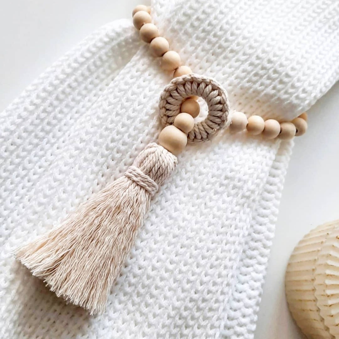Decorative Beaded Keychain Holder Bowlift