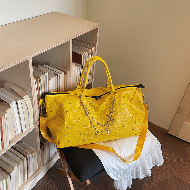 Elegant sports and travel bag in modern design Bowlift