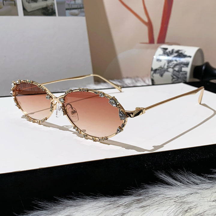 Women's exclusive sunglasses with sparkling rhinestone embellishment and elegant metal frame Bowlift
