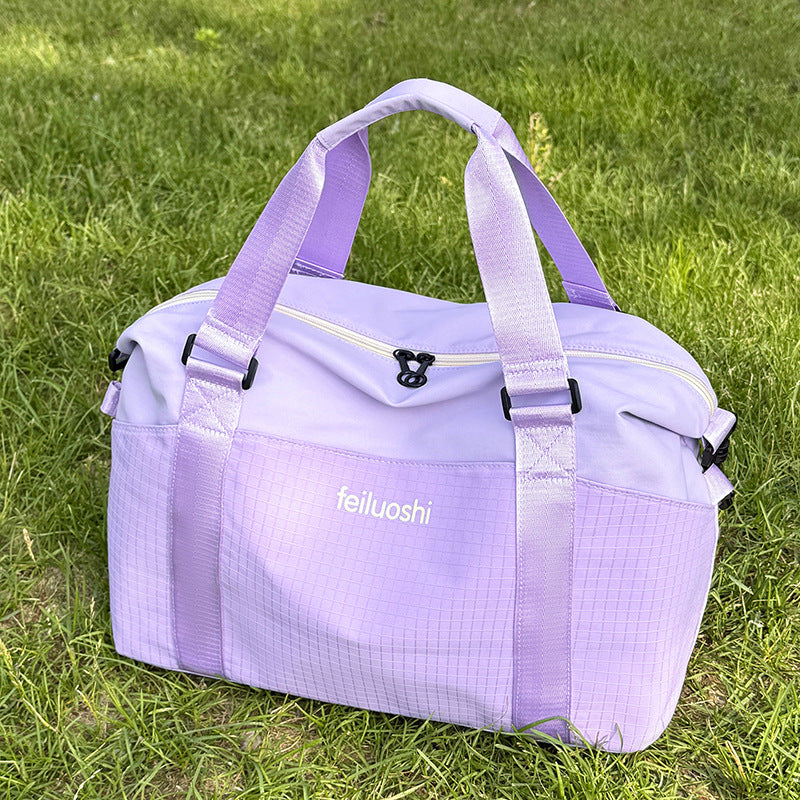 Ladies sporty and practical weekender bag Bowlift
