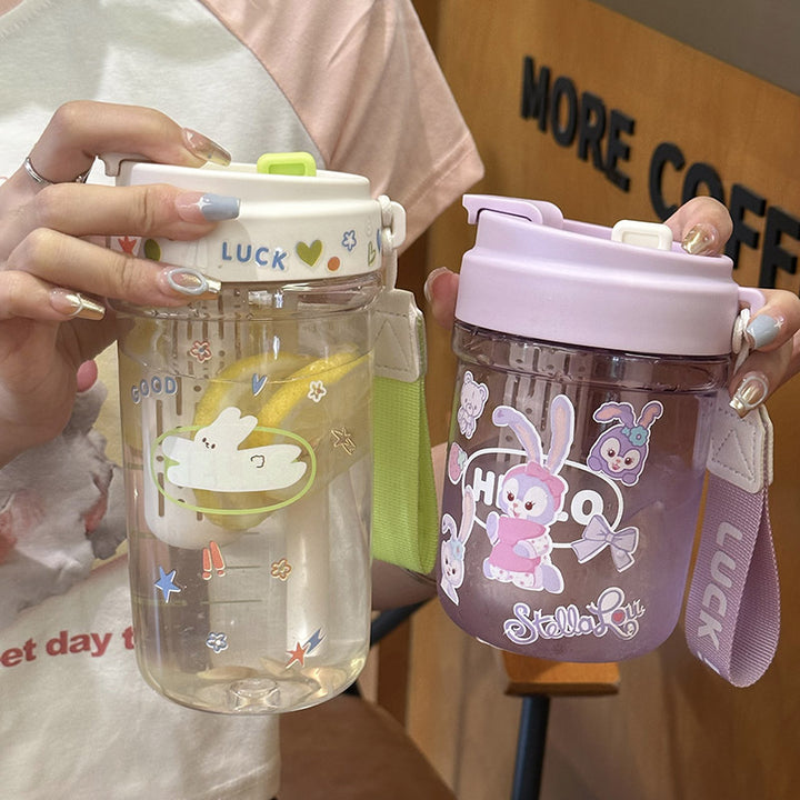 Ladies stylish drinking bottle with integrated carrying system Bowlift