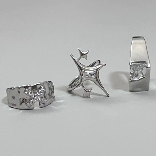 Trendier Open Ring with Zirconia Accent Bowlift