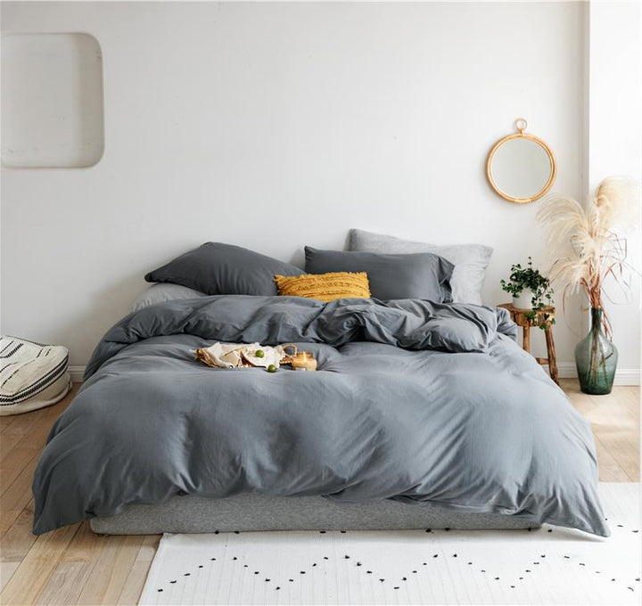 Bedding set made of breathable cotton percale with temperature-regulating processing