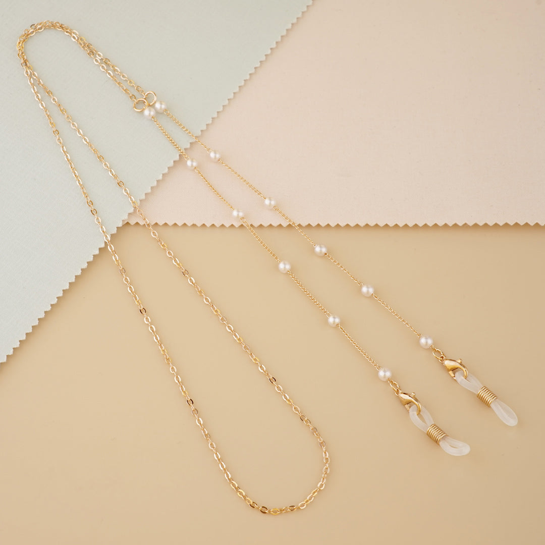 Elegant Pearl-Accented Eyewear Chain Bowlift
