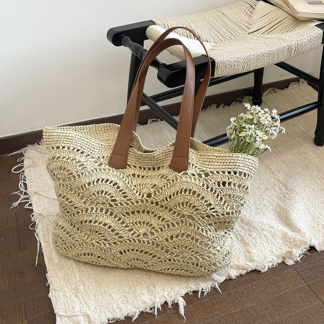 Extravagant Basket Bag Bowlift