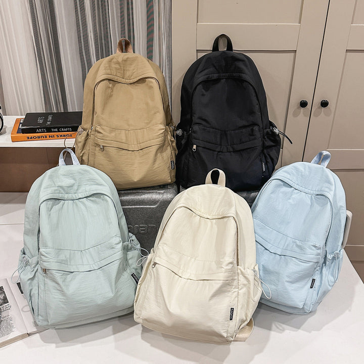 Sporty backpack with practical side pockets Bowlift