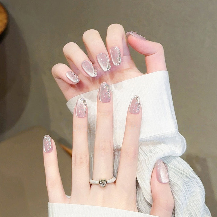 Elegant artificial nail tips with glitter effects Bowlift