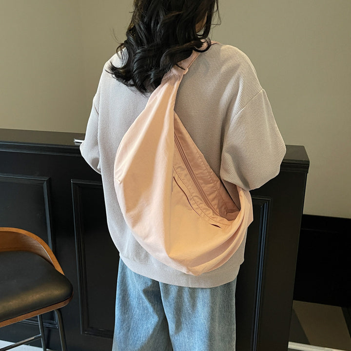 Contemporary Shoulder Bag Bowlift