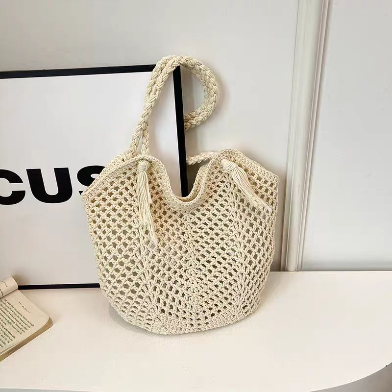 Generous macramé tote bag Bowlift