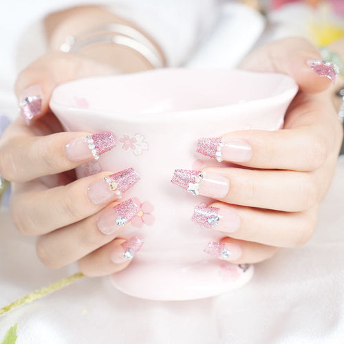 Sparkling Glittery Press-On Nail Set Bowlift