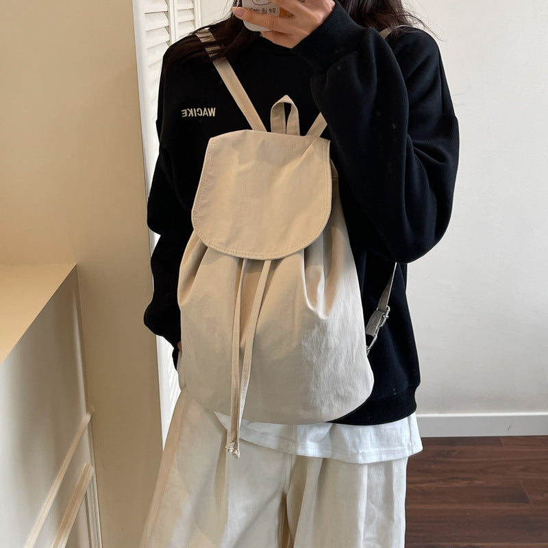 Everyday backpack with drawstring and padded shoulder straps Bowlift