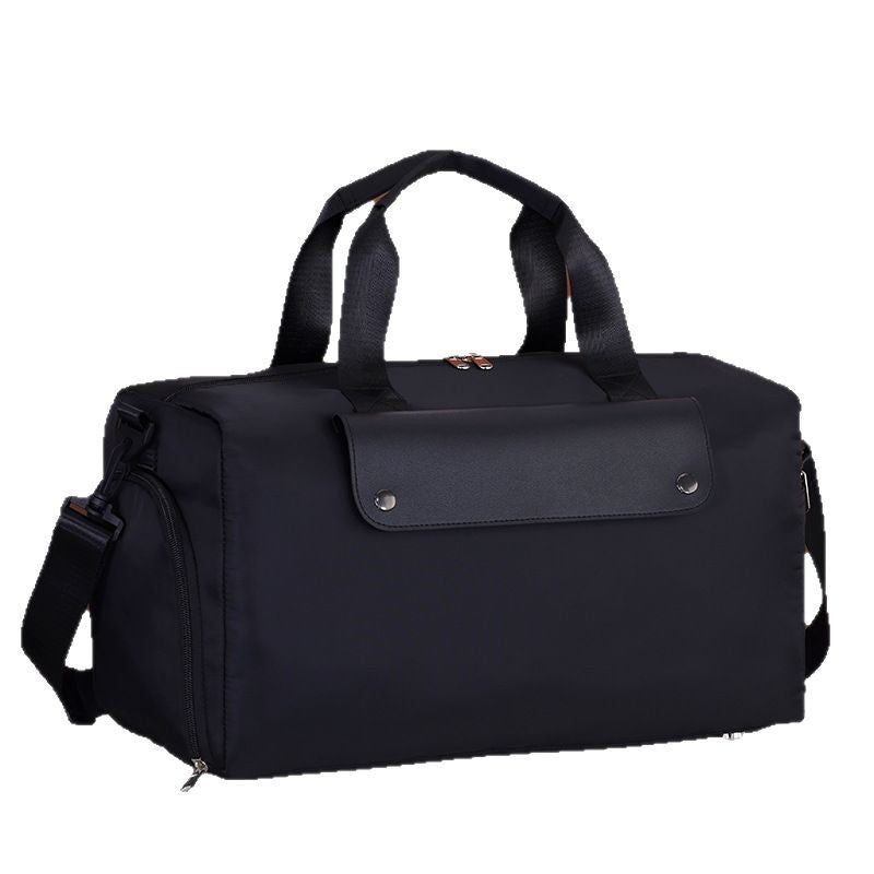 Sports bag with versatile interior pocket design Bowlift