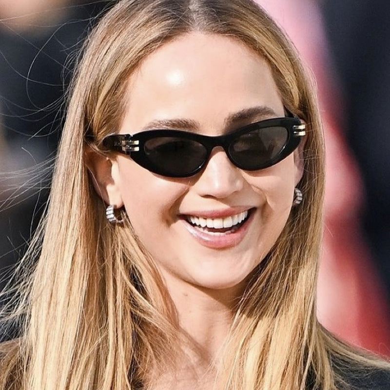 Ladies Cat-Eye Sunglasses with Luxurious Accents Bowlift