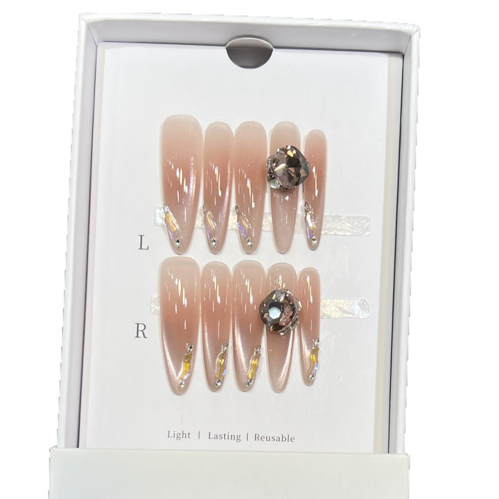 Reusable Stiletto Nail Art Set with Elegant Rhinestone Embellishments Bowlift