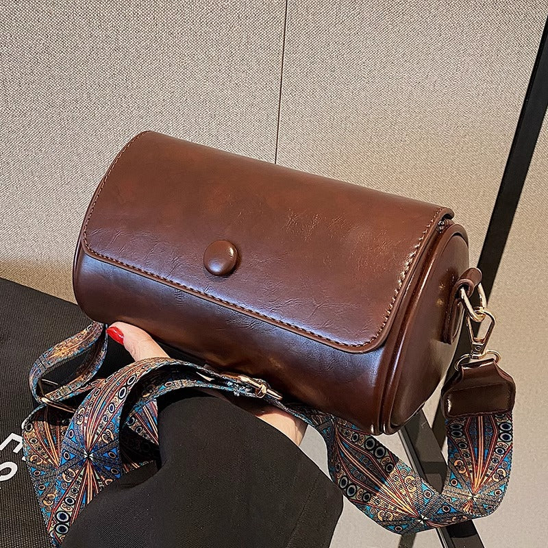 Retro Leather Crossbody Bag Bowlift